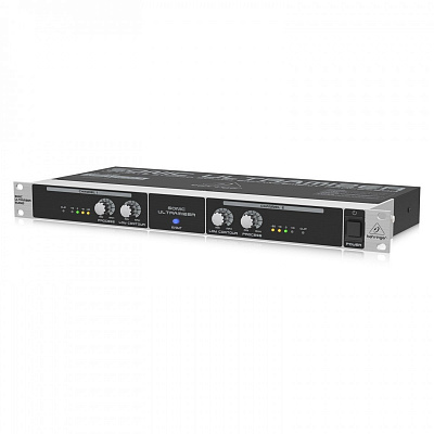 Акустический процессор Behringer SU9920